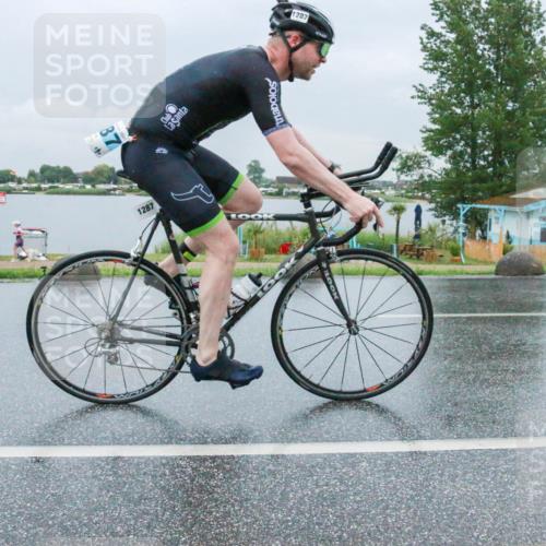 21.06.2025 - 27. Vierlanden-Triathlon H.Heesch http://msf.ph/oto/8011519 15.06.2025 14:00:33 Radfahren 1287 meine-sportfotos.de