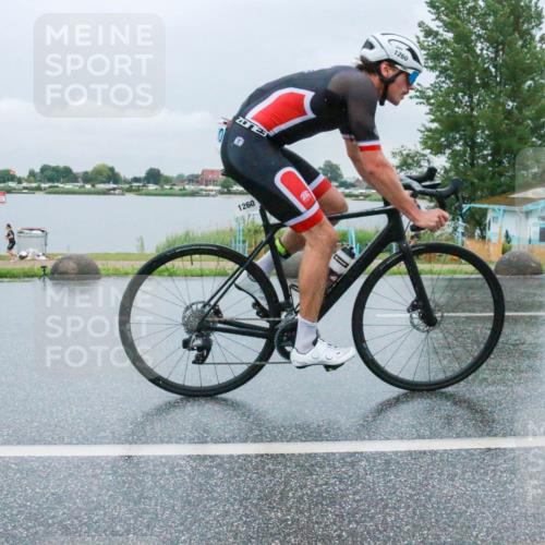 21.06.2025 - 27. Vierlanden-Triathlon H.Heesch http://msf.ph/oto/8011537 15.06.2025 14:01:01 Radfahren 1256, 1260 meine-sportfotos.de