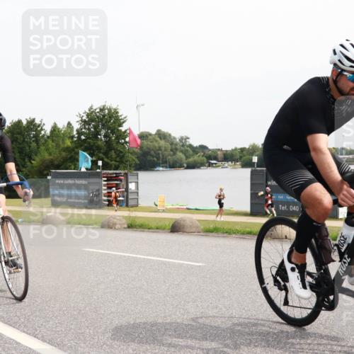 15.06.2025 - 27. Vierlanden-Triathlon H.Heesch http://msf.ph/oto/8011562 15.06.2025 11:03:51 Radfahren 51, 536 meine-sportfotos.de