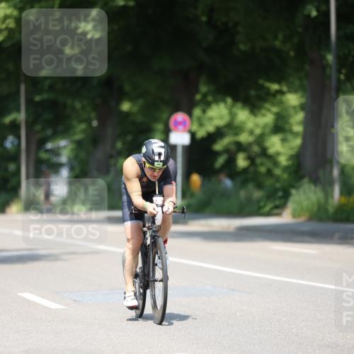 15.06.2025 - 7 Türme Triathlon Yannick Fuchs http://msf.ph/oto/8011585 15.06.2025 12:45:49 Radfahren 236, 242, 291, 318, 370 meine-sportfotos.de