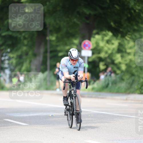 15.06.2025 - 7 Türme Triathlon Yannick Fuchs http://msf.ph/oto/8011603 15.06.2025 13:26:20 Radfahren 608, 673 meine-sportfotos.de