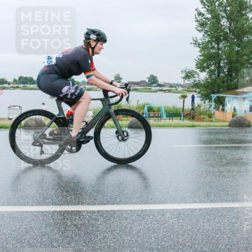 21.06.2025 - 27. Vierlanden-Triathlon H.Heesch http://msf.ph/oto/8011676 15.06.2025 14:04:07 Radfahren 1245 meine-sportfotos.de