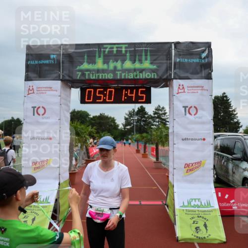 15.06.2025 - 7 Türme Triathlon Michael Strokosch http://msf.ph/oto/8011683 15.06.2025 15:01:45 Ziel 290 meine-sportfotos.de