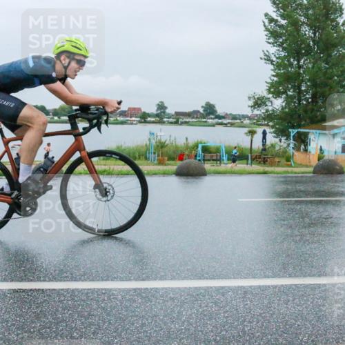 21.06.2025 - 27. Vierlanden-Triathlon H.Heesch http://msf.ph/oto/8011688 15.06.2025 14:04:19 Radfahren 1307 meine-sportfotos.de
