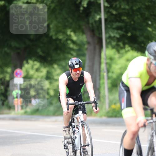 15.06.2025 - 7 Türme Triathlon Yannick Fuchs http://msf.ph/oto/8011703 15.06.2025 13:26:32 Radfahren 244, 506, 719, 1156 meine-sportfotos.de
