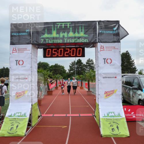 15.06.2025 - 7 Türme Triathlon Michael Strokosch http://msf.ph/oto/8011734 15.06.2025 15:02:00 Ziel 532 meine-sportfotos.de
