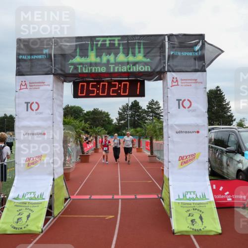 15.06.2025 - 7 Türme Triathlon Michael Strokosch http://msf.ph/oto/8011741 15.06.2025 15:02:00 Ziel 532 meine-sportfotos.de