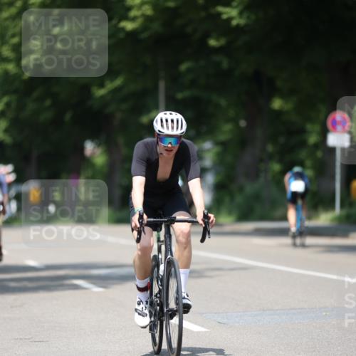 15.06.2025 - 7 Türme Triathlon Yannick Fuchs http://msf.ph/oto/8011743 15.06.2025 12:46:11 Radfahren 489, 501 meine-sportfotos.de