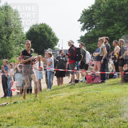 15.06.2025 - 27. Vierlanden-Triathlon KatJ http://msf.ph/oto/8011805 15.06.2025 10:13:50 Schwimmen 490, 513, 540, 545, 585, 622 meine-sportfotos.de