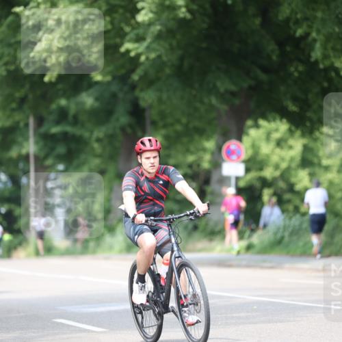 15.06.2025 - 7 Türme Triathlon Yannick Fuchs http://msf.ph/oto/8011850 15.06.2025 13:26:40 Radfahren 400, 667, 719 meine-sportfotos.de
