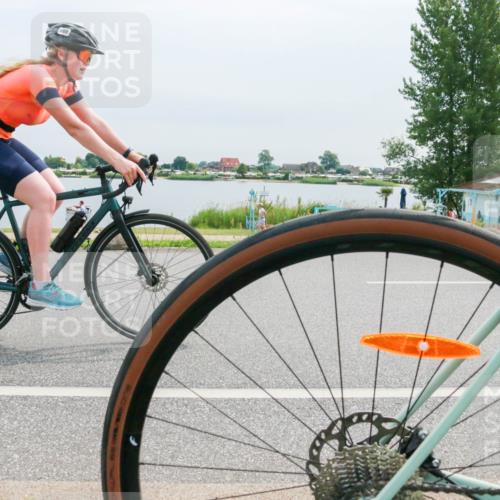 15.06.2025 - 27. Vierlanden-Triathlon H.Heesch http://msf.ph/oto/8011876 15.06.2025 11:05:09 Radfahren 231, 246, 588, 692, 733 meine-sportfotos.de