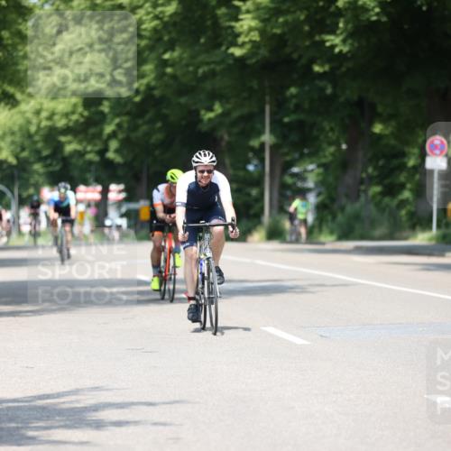 15.06.2025 - 7 Türme Triathlon Yannick Fuchs http://msf.ph/oto/8011878 15.06.2025 12:46:22 Radfahren 412, 477, 566 meine-sportfotos.de