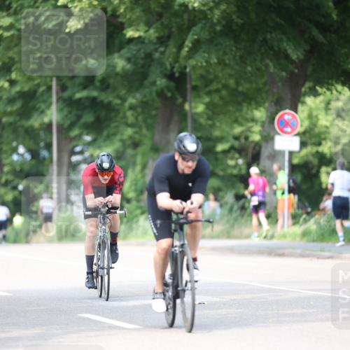 15.06.2025 - 7 Türme Triathlon Yannick Fuchs http://msf.ph/oto/8011896 15.06.2025 13:26:42 Radfahren 400, 667, 1153 meine-sportfotos.de