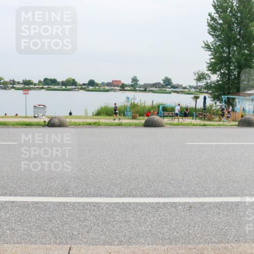 15.06.2025 - 27. Vierlanden-Triathlon H.Heesch http://msf.ph/oto/8012011 15.06.2025 11:05:32 Radfahren 99, 222, 688, 718 meine-sportfotos.de