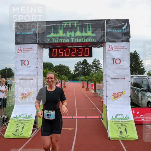 15.06.2025 - 7 Türme Triathlon Michael Strokosch http://msf.ph/oto/8012071 15.06.2025 15:02:30 Ziel 491 meine-sportfotos.de