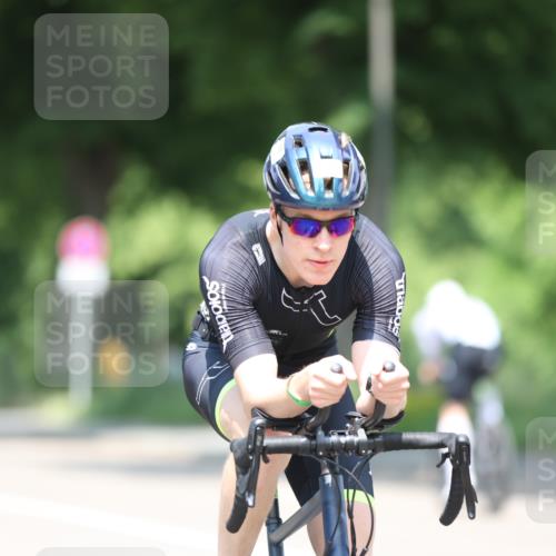 15.06.2025 - 7 Türme Triathlon Yannick Fuchs http://msf.ph/oto/8012092 15.06.2025 12:46:28 Radfahren 317, 504, 566, 605, 609 meine-sportfotos.de