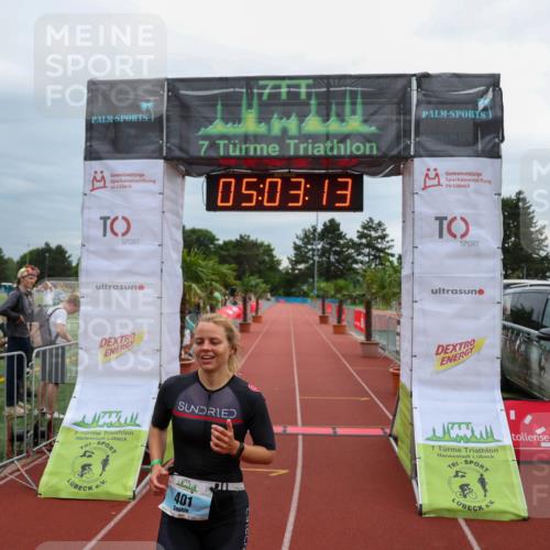 15.06.2025 - 7 Türme Triathlon Michael Strokosch http://msf.ph/oto/8012170 15.06.2025 15:03:13 Ziel 401 meine-sportfotos.de