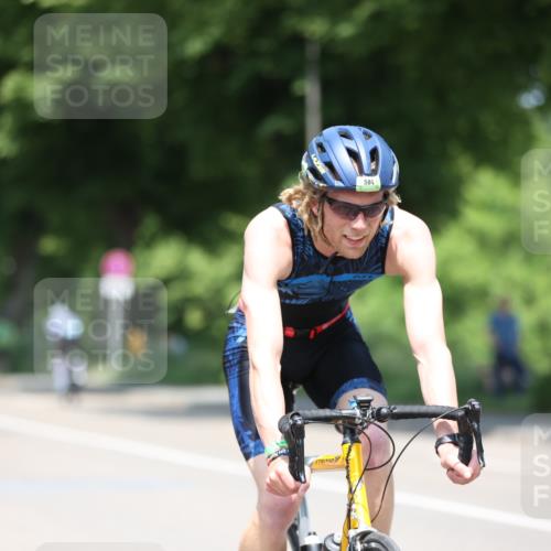 15.06.2025 - 7 Türme Triathlon Yannick Fuchs http://msf.ph/oto/8012185 15.06.2025 12:46:30 Radfahren 317, 504, 566, 605, 609 meine-sportfotos.de