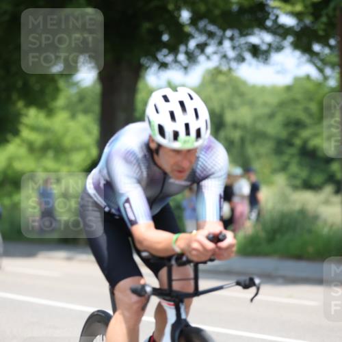 15.06.2025 - 7 Türme Triathlon Yannick Fuchs http://msf.ph/oto/8012297 15.06.2025 12:46:33 Radfahren 240, 317, 504, 605, 609 meine-sportfotos.de