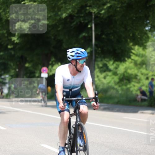 15.06.2025 - 7 Türme Triathlon Yannick Fuchs http://msf.ph/oto/8012372 15.06.2025 12:46:35 Radfahren 240, 317, 605, 609 meine-sportfotos.de