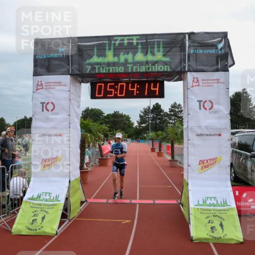 15.06.2025 - 7 Türme Triathlon Michael Strokosch http://msf.ph/oto/8012394 15.06.2025 15:04:14 Ziel 256, 299 meine-sportfotos.de