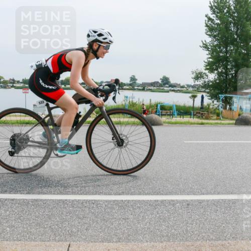 15.06.2025 - 27. Vierlanden-Triathlon H.Heesch http://msf.ph/oto/8012400 15.06.2025 11:06:44 Radfahren 21, 533 meine-sportfotos.de