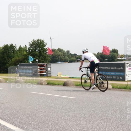 15.06.2025 - 27. Vierlanden-Triathlon H.Heesch http://msf.ph/oto/8012445 15.06.2025 11:08:16 Radfahren 743 meine-sportfotos.de
