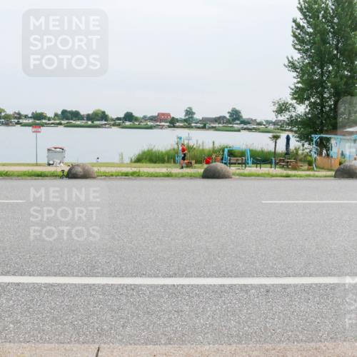 15.06.2025 - 27. Vierlanden-Triathlon H.Heesch http://msf.ph/oto/8012465 15.06.2025 11:06:53 Radfahren 214, 226, 227, 593, 691 meine-sportfotos.de