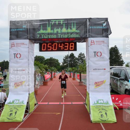 15.06.2025 - 7 Türme Triathlon Michael Strokosch http://msf.ph/oto/8012469 15.06.2025 15:04:38 Ziel 535 meine-sportfotos.de