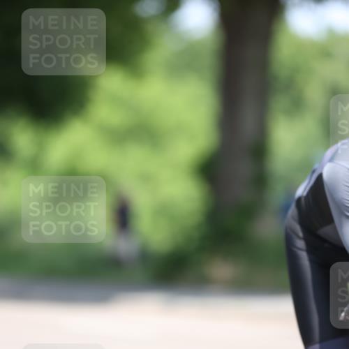 15.06.2025 - 7 Türme Triathlon Yannick Fuchs http://msf.ph/oto/8012500 15.06.2025 12:46:40 Radfahren 240, 543 meine-sportfotos.de