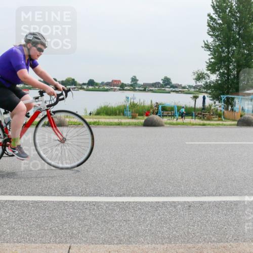 15.06.2025 - 27. Vierlanden-Triathlon H.Heesch http://msf.ph/oto/8012562 15.06.2025 11:07:03 Radfahren 549, 642 meine-sportfotos.de