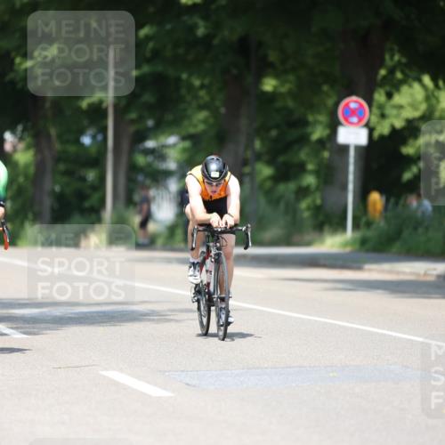 15.06.2025 - 7 Türme Triathlon Yannick Fuchs http://msf.ph/oto/8012610 15.06.2025 12:46:49 Radfahren 490, 496, 543 meine-sportfotos.de
