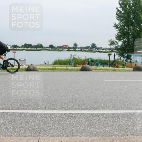 15.06.2025 - 27. Vierlanden-Triathlon H.Heesch http://msf.ph/oto/8012676 15.06.2025 11:07:46 Radfahren 492, 515, 710, 741 meine-sportfotos.de
