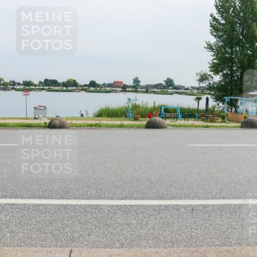 15.06.2025 - 27. Vierlanden-Triathlon H.Heesch http://msf.ph/oto/8012692 15.06.2025 11:07:46 Radfahren 492, 515, 710, 741 meine-sportfotos.de