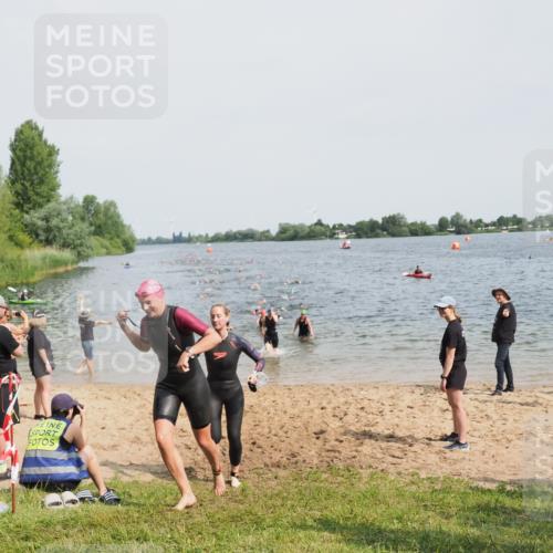 21.06.2025 - 27. Vierlanden-Triathlon MichiJ http://msf.ph/oto/8012755 15.06.2026 10:15:03 Schwimmen 480, 521, 525, 528, 570, 587, 592, 597, 605, 635 meine-sportfotos.de
