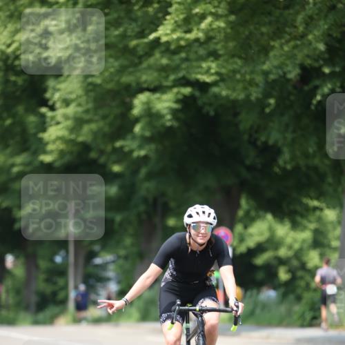 15.06.2025 - 7 Türme Triathlon Yannick Fuchs http://msf.ph/oto/8012766 15.06.2025 13:27:26 Radfahren 653 meine-sportfotos.de