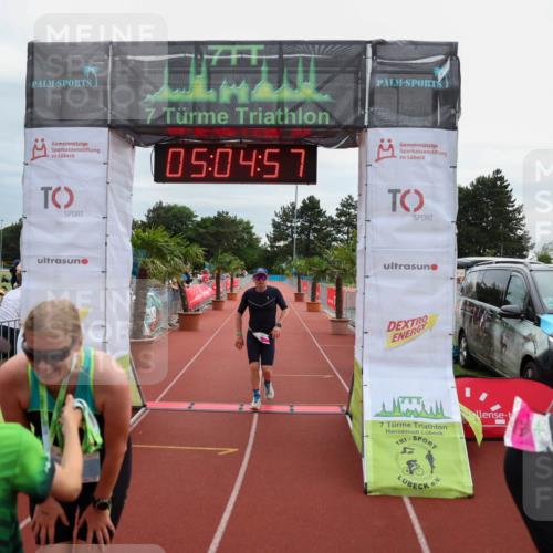 15.06.2025 - 7 Türme Triathlon Michael Strokosch http://msf.ph/oto/8012794 15.06.2025 15:04:56 Ziel 318, 484 meine-sportfotos.de