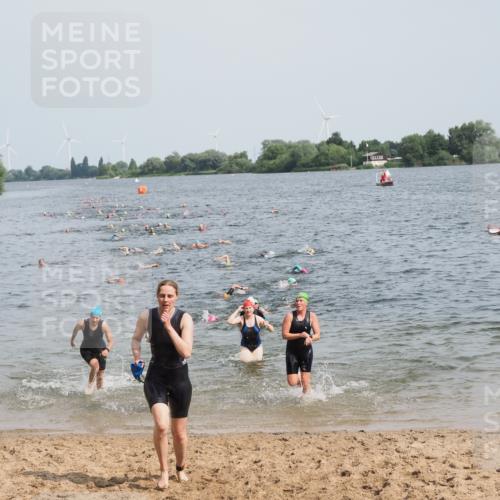 21.06.2025 - 27. Vierlanden-Triathlon MichiJ http://msf.ph/oto/8012806 15.06.2026 10:15:07 Schwimmen 480, 528, 555, 587, 592, 597, 605, 635 meine-sportfotos.de
