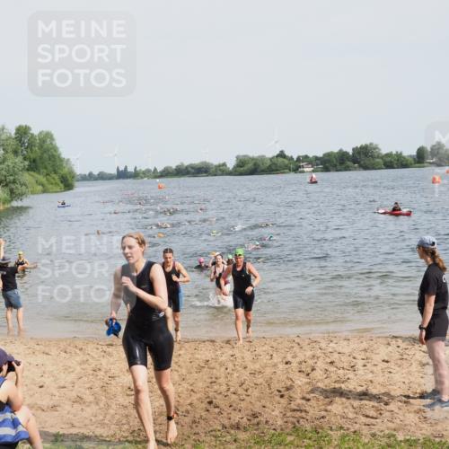 21.06.2025 - 27. Vierlanden-Triathlon MichiJ http://msf.ph/oto/8012839 15.06.2026 10:15:08 Schwimmen 480, 507, 528, 555, 587, 592, 597, 605, 635 meine-sportfotos.de