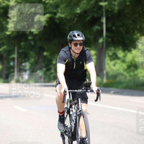 15.06.2025 - 7 Türme Triathlon Yannick Fuchs http://msf.ph/oto/8012850 15.06.2025 12:46:57 Radfahren 278, 294, 406, 439, 496, 636, 657 meine-sportfotos.de