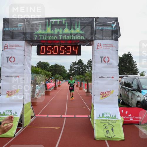 15.06.2025 - 7 Türme Triathlon Michael Strokosch http://msf.ph/oto/8012883 15.06.2025 15:05:34 Ziel 328 meine-sportfotos.de