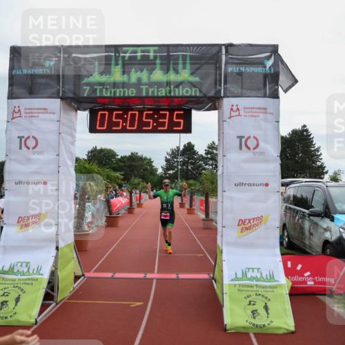 15.06.2025 - 7 Türme Triathlon Michael Strokosch http://msf.ph/oto/8012890 15.06.2025 15:05:35 Ziel 328 meine-sportfotos.de