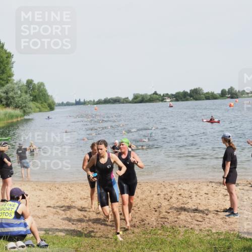21.06.2025 - 27. Vierlanden-Triathlon MichiJ http://msf.ph/oto/8012900 15.06.2026 10:15:11 Schwimmen 480, 507, 555, 587, 597, 635 meine-sportfotos.de