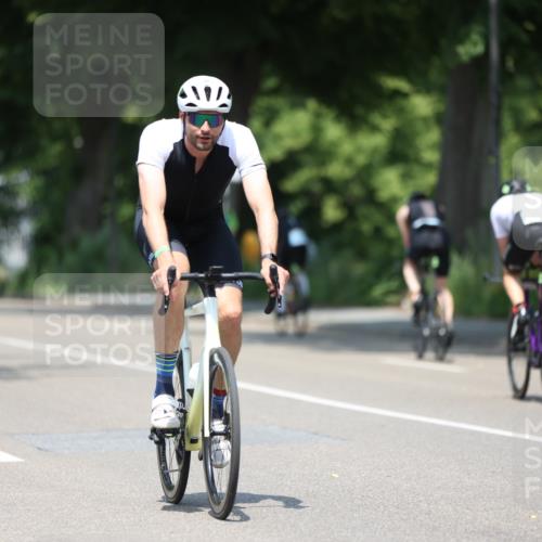 15.06.2025 - 7 Türme Triathlon Yannick Fuchs http://msf.ph/oto/8012927 15.06.2025 12:47:06 Radfahren 414, 629, 651 meine-sportfotos.de