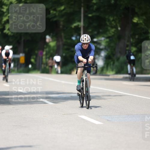 15.06.2025 - 7 Türme Triathlon Yannick Fuchs http://msf.ph/oto/8012948 15.06.2025 12:47:08 Radfahren 414, 494, 629, 651 meine-sportfotos.de