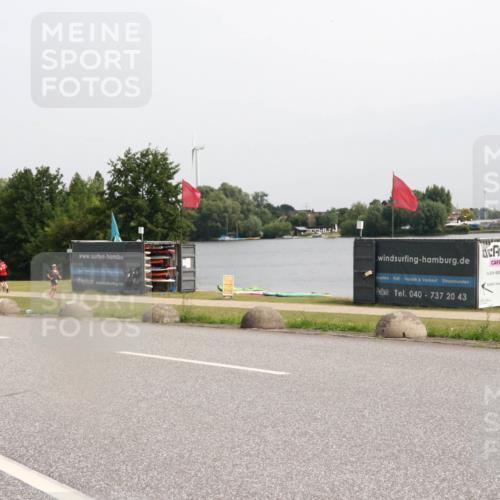 15.06.2025 - 27. Vierlanden-Triathlon H.Heesch http://msf.ph/oto/8012977 15.06.2025 11:08:46 Radfahren 495, 619 meine-sportfotos.de