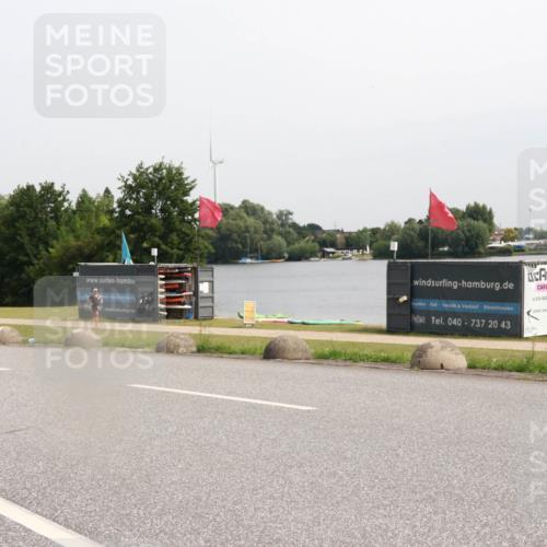 15.06.2025 - 27. Vierlanden-Triathlon H.Heesch http://msf.ph/oto/8013009 15.06.2025 11:08:47 Radfahren 619 meine-sportfotos.de