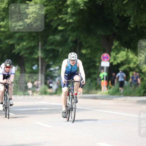 15.06.2025 - 7 Türme Triathlon Yannick Fuchs http://msf.ph/oto/8013046 15.06.2025 13:27:39 Radfahren 331, 568, 723, 978 meine-sportfotos.de