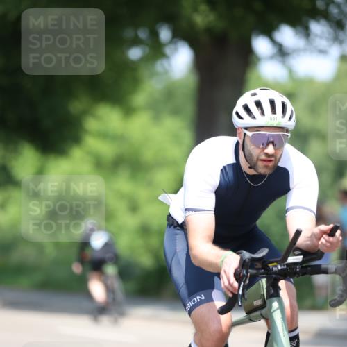 15.06.2025 - 7 Türme Triathlon Yannick Fuchs http://msf.ph/oto/8013077 15.06.2025 12:47:12 Radfahren 494, 629, 651 meine-sportfotos.de