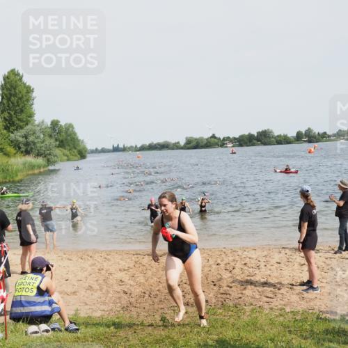 21.06.2025 - 27. Vierlanden-Triathlon MichiJ http://msf.ph/oto/8013100 15.06.2026 10:15:14 Schwimmen 480, 507, 555, 579, 587, 597, 635 meine-sportfotos.de